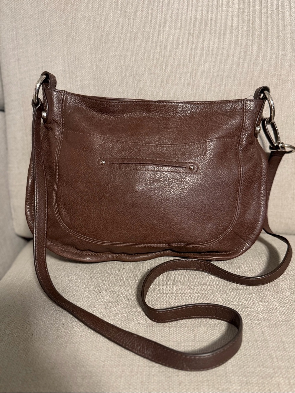 B. Makowsky Brown Pebbled Leather Crossbody Hobo Bag
